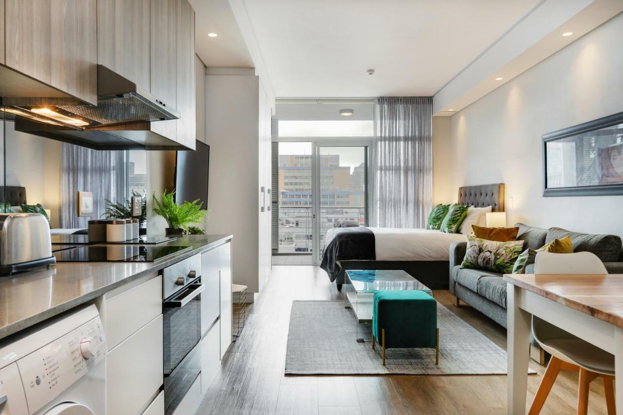Backup-Power Eco Balcony Apartment Near Table Mountain Cape Town Bagian luar foto