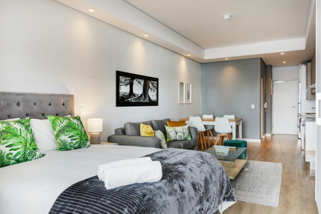 Backup-Power Eco Balcony Apartment Near Table Mountain Cape Town Bagian luar foto